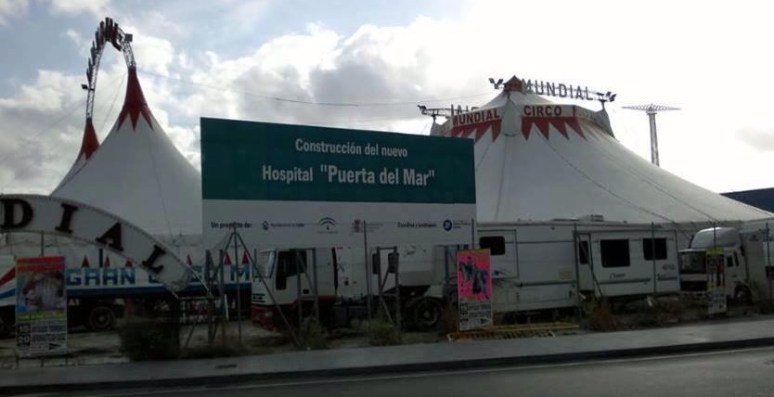 ¿Servirá esta instalación para la Bienal? Imagen: Lola Contreras. 06-escombros-bienal-venecia-alberto-reina