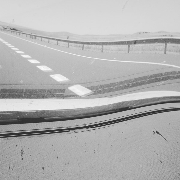 la carretera. Vía de la Plata. Badajoz. 2016-06-22